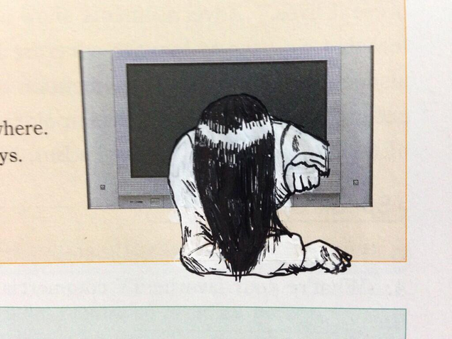 Illustration for article titled Los estudiantes japoneses tienen un talento especial para dibujar encima de sus libros de texto